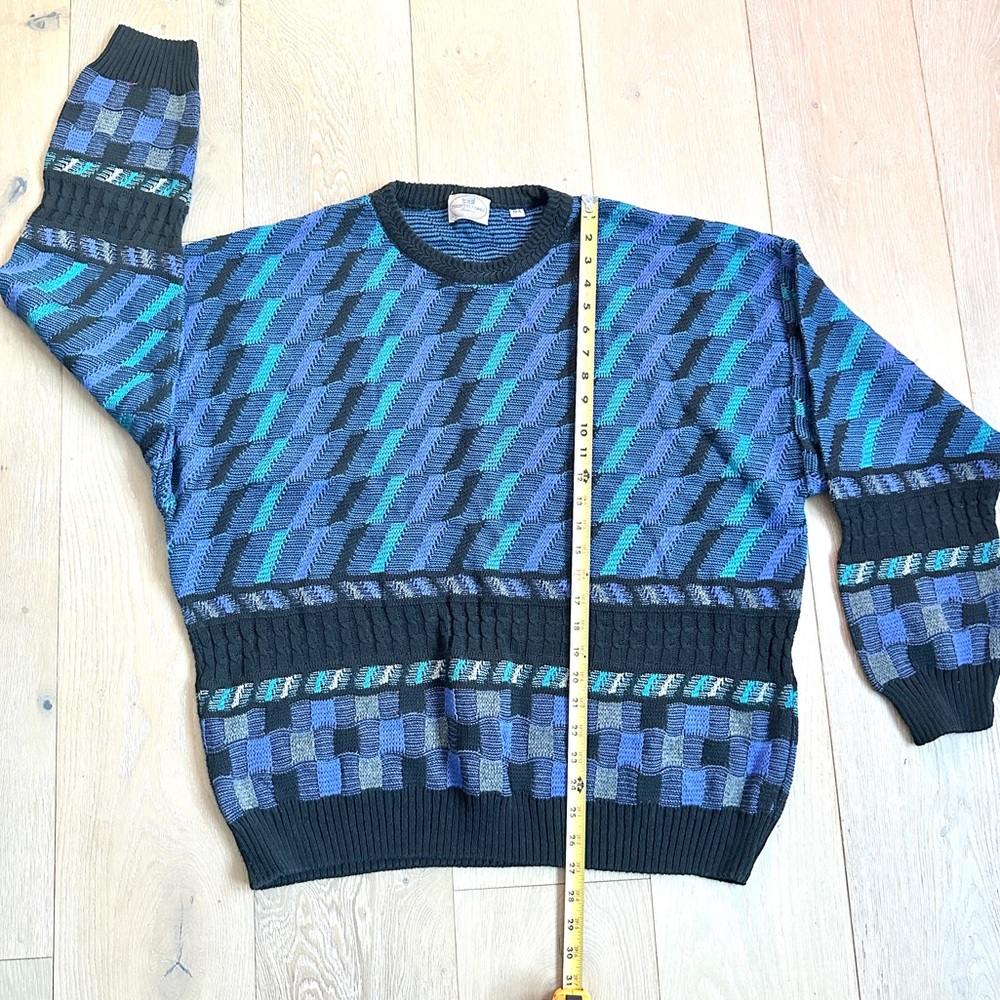 Vintage Italian blue, black, teal geometric crewneck pull over 80s sweater sz L